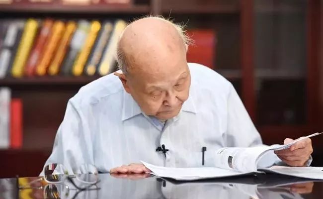 广东省的张艳芬，一位令人敬佩的杰出人物